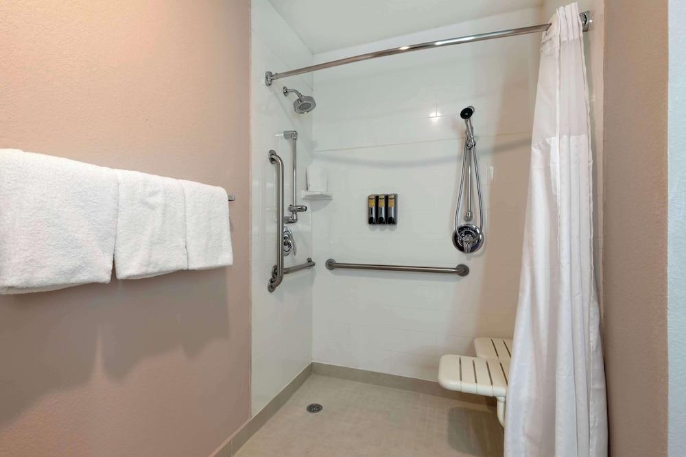Best Western Plus Fort Worth North photo 20