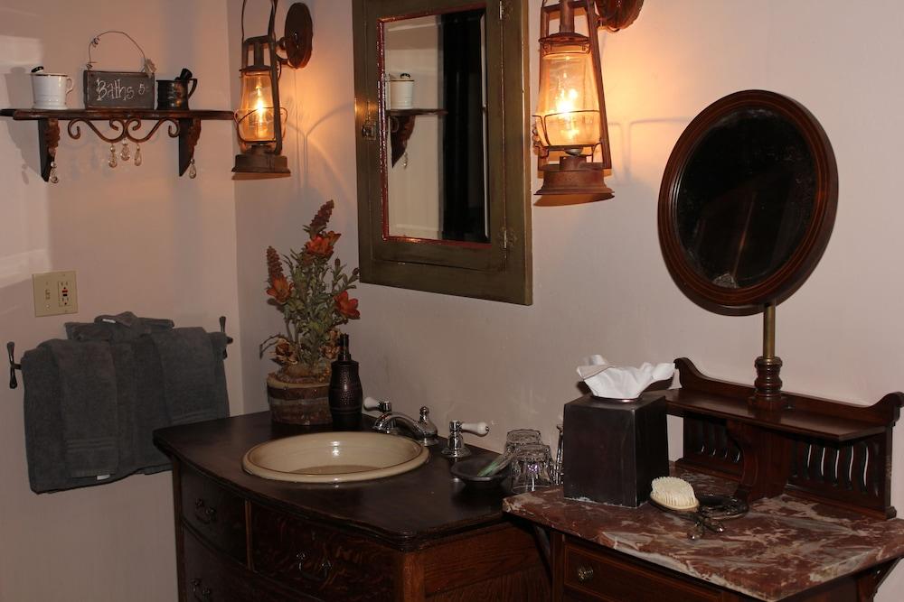 Adobe Village Inn photo 72