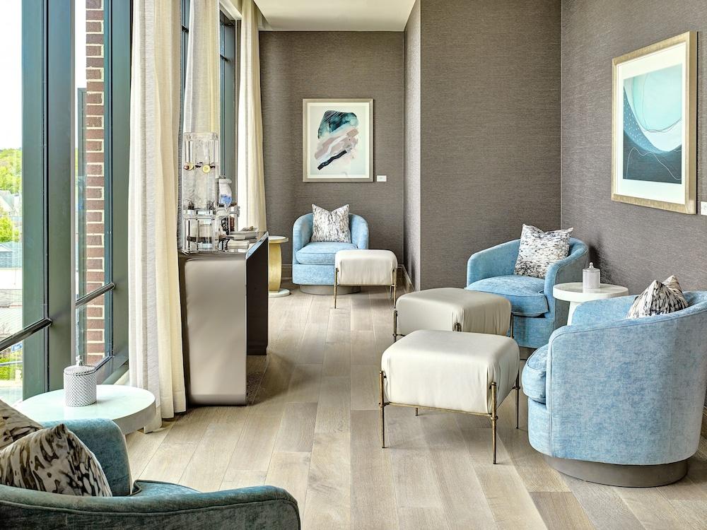 Laurel Hotel and Spa photo 2