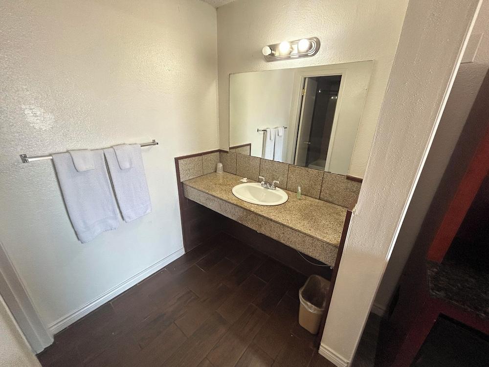 Quest Inn photo 7