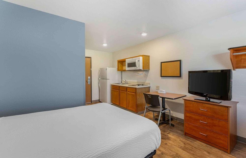 Extended Stay America Select Suites - Akron - South photo 4