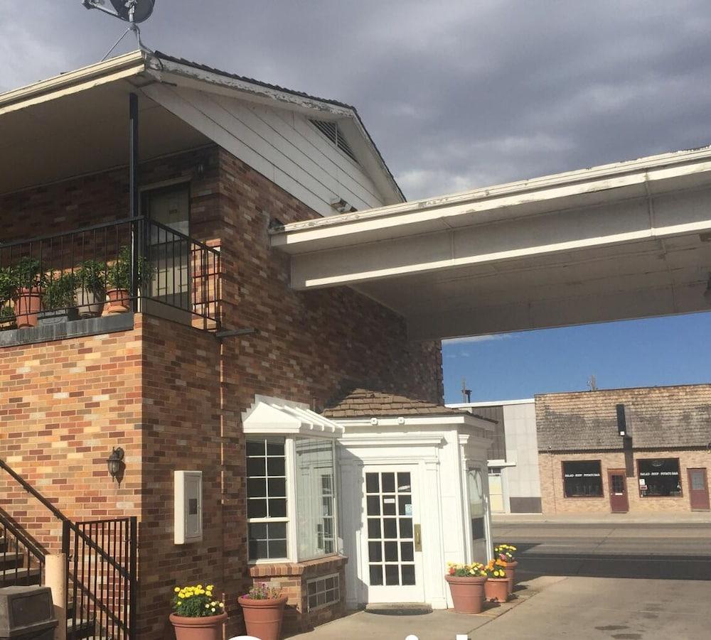 Nights Inn - Richfield photo 16