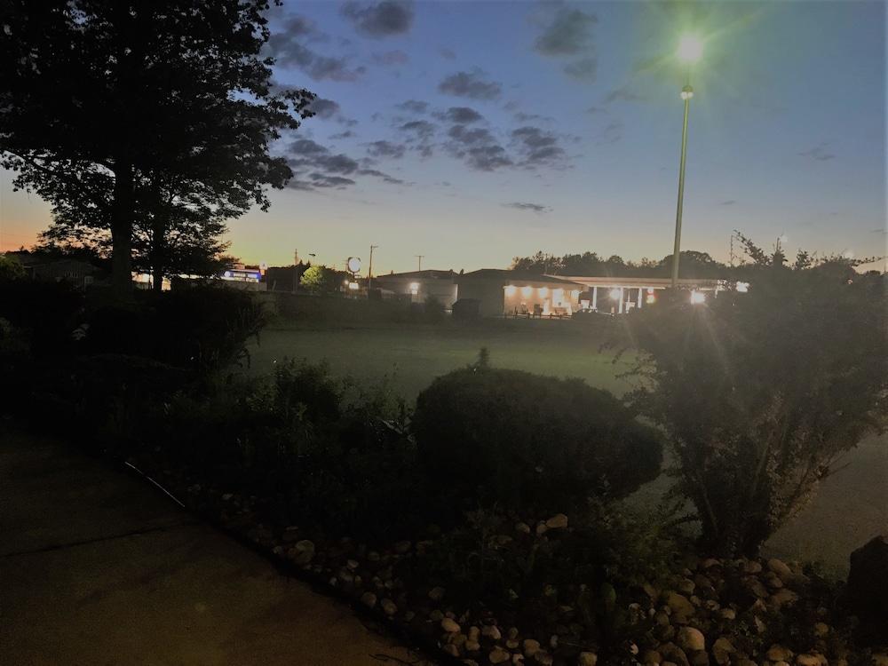 Quality Inn — hotel in Houghton Lake