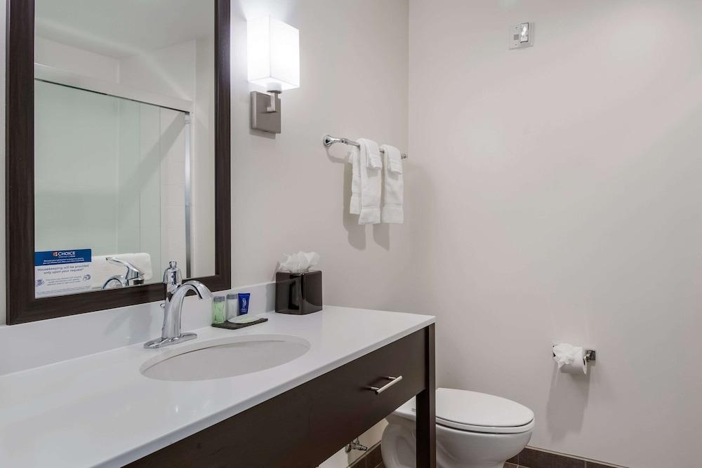 Sleep Inn Boardman photo 26