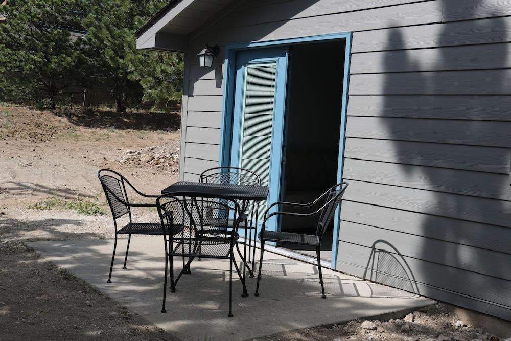 Columbine Inn photo 33