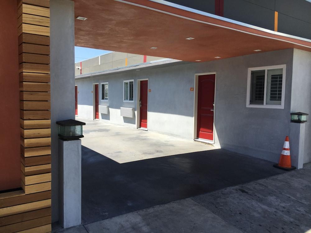 Clover Motel photo 3