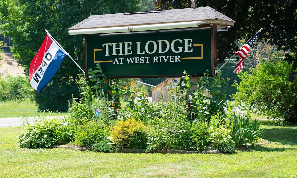 The Lodge at West River photo 20