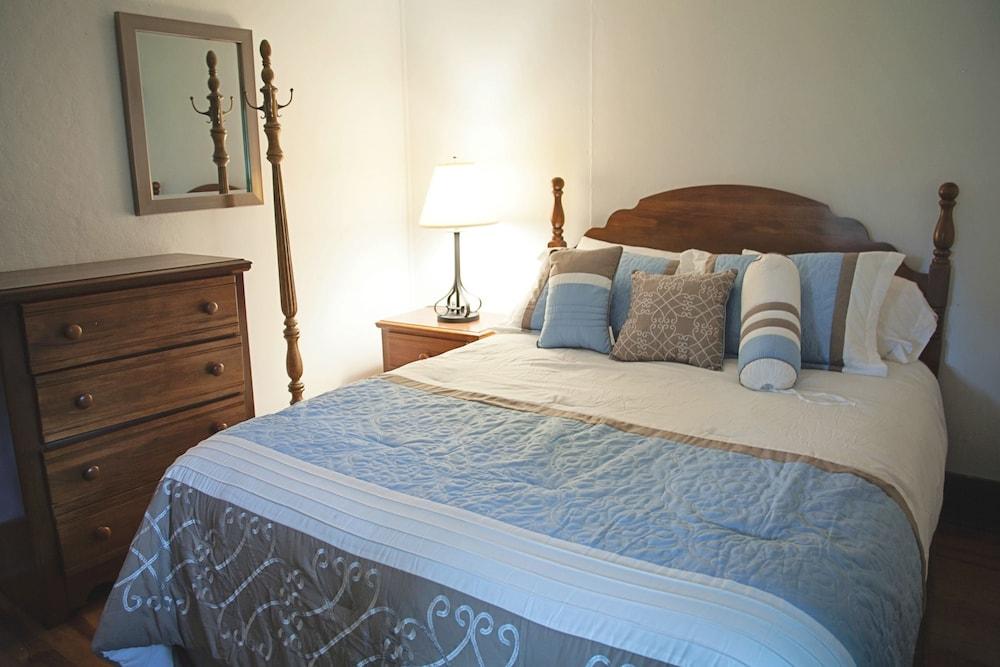 Blue Hill Lodge photo 56