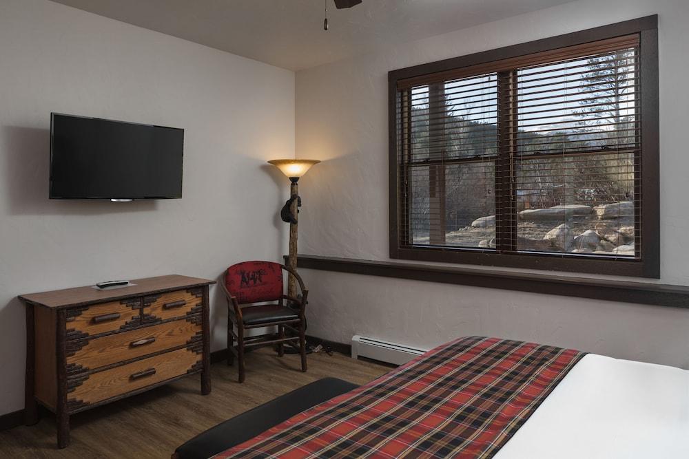 The Landing at Estes Park - Riverside Retreat photo 25