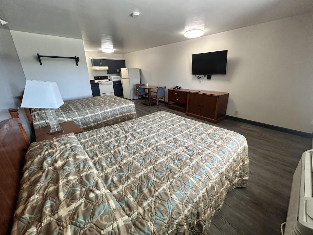 Imperial Motel photo 6
