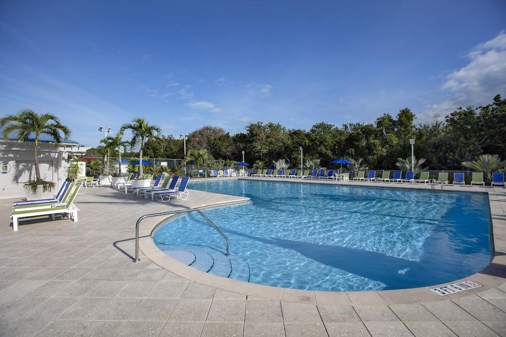 Ocean Pointe Suites at Key Largo photo 19
