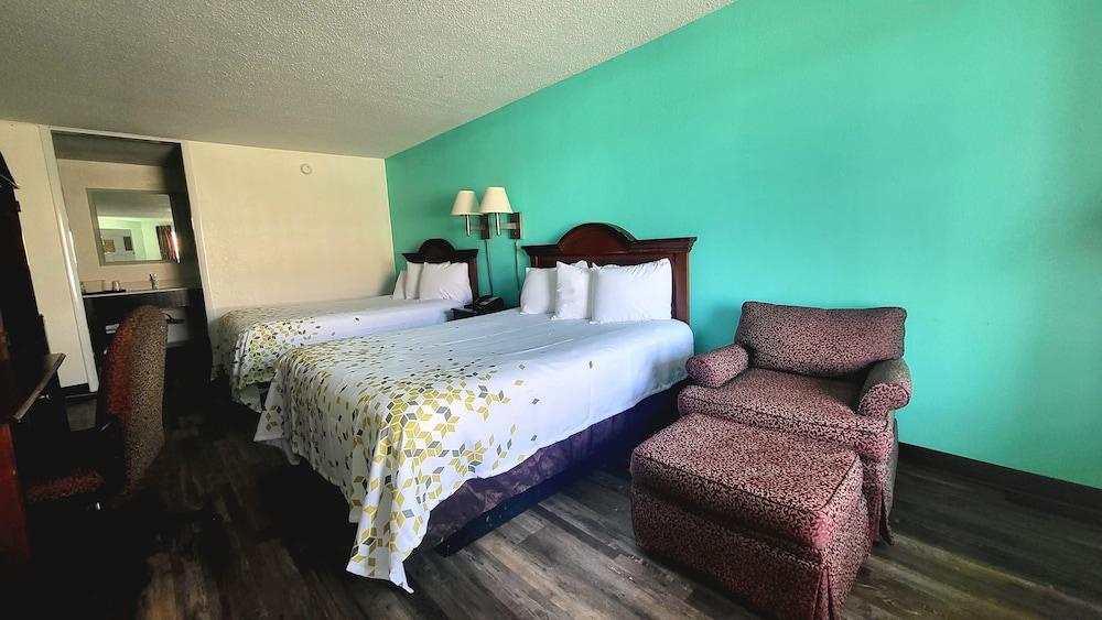 Greeneville Inn and Suites photo 19