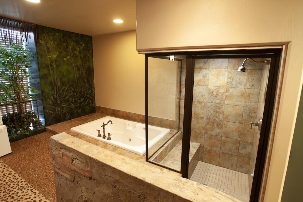 Destinations Inn photo 65