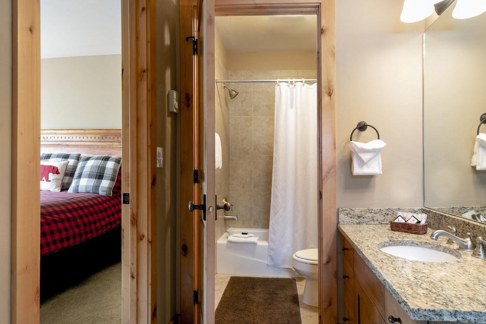 Vacation Rentals at Big Sky Resort photo 17
