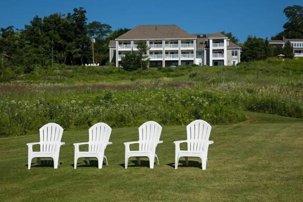 Island View Inn photo 34