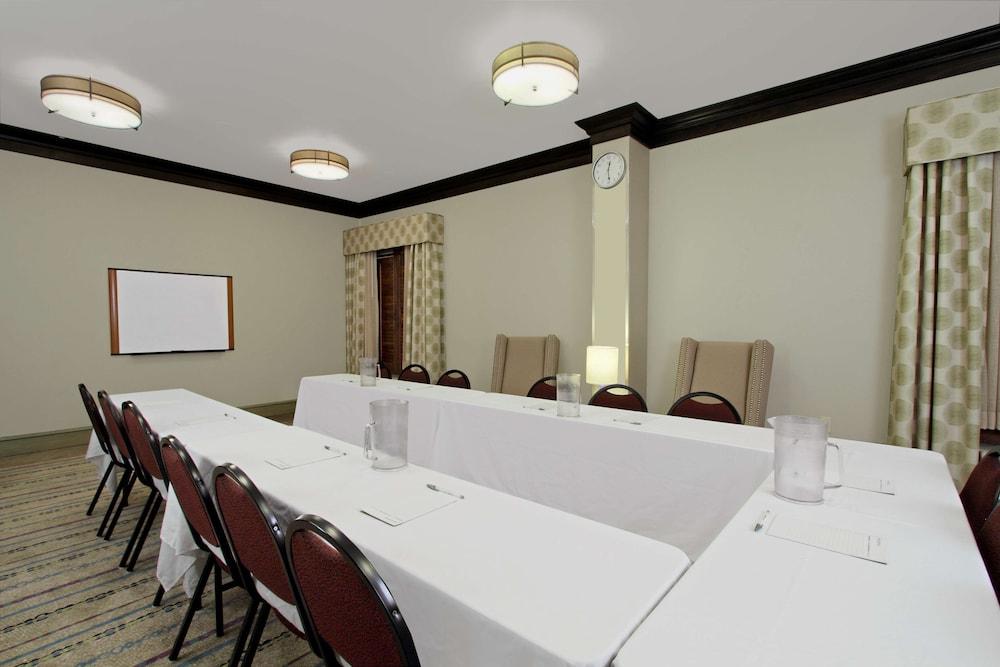 Hampton Inn Austin/Airport Area South photo 21