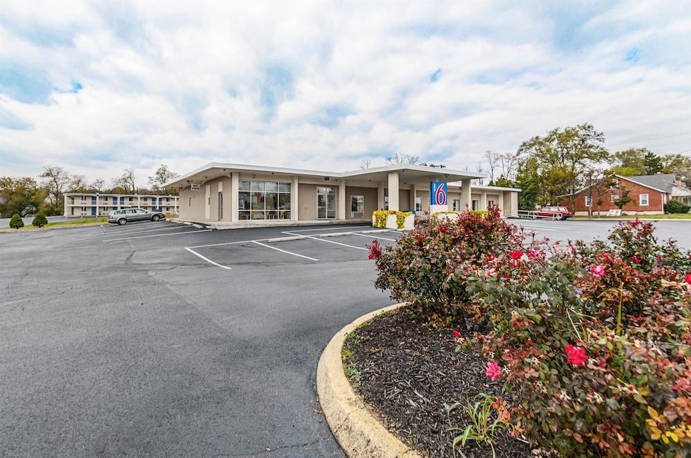 Motel 6 Winchester, VA photo 24