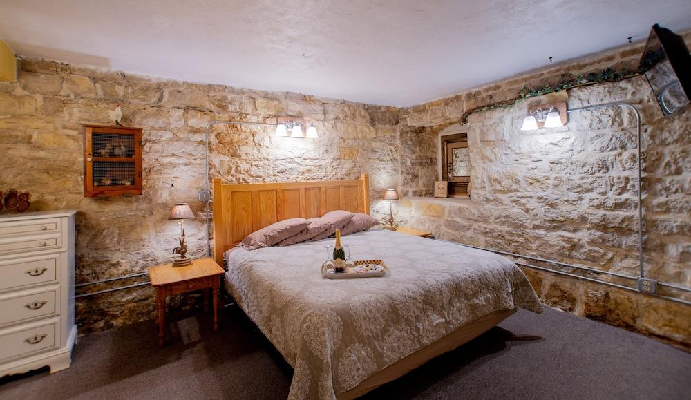 Stone Mill Hotel & Suites photo 35