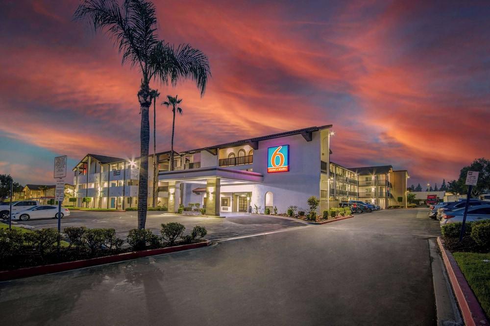 Motel 6 Ontario, CA - Convention Center - Airport photo 1