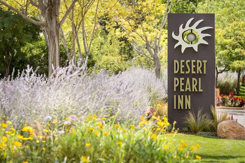 Desert Pearl Inn photo 40