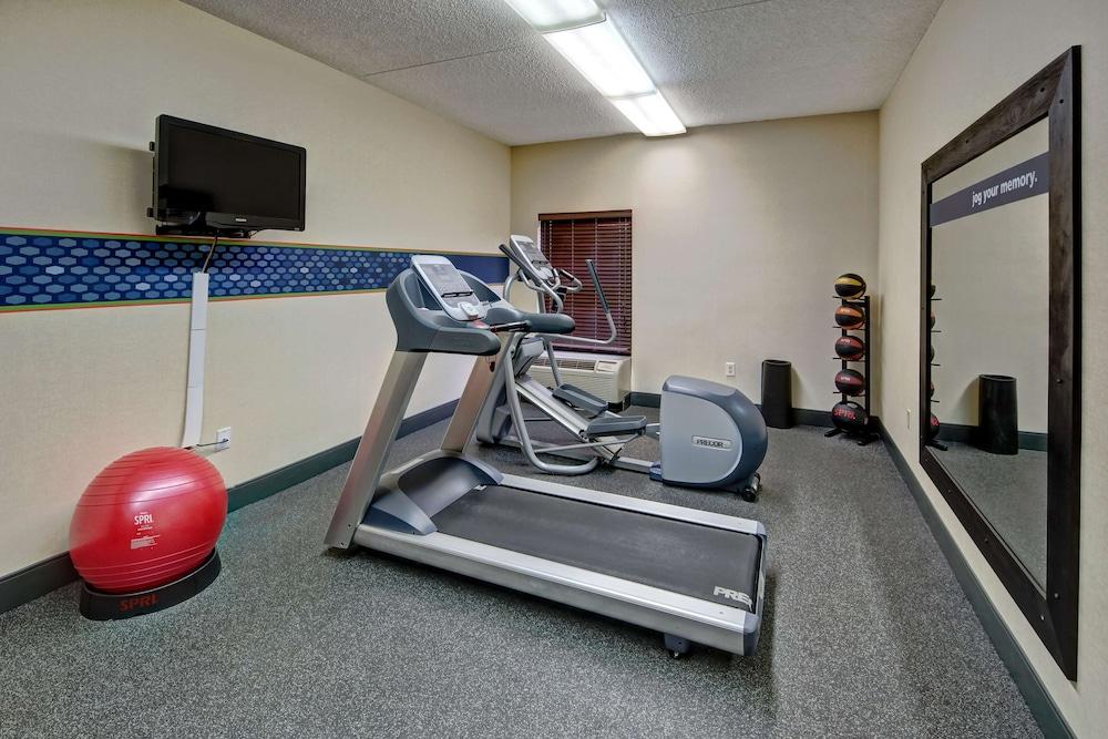 Hampton Inn by Hilton Clarksville photo 28