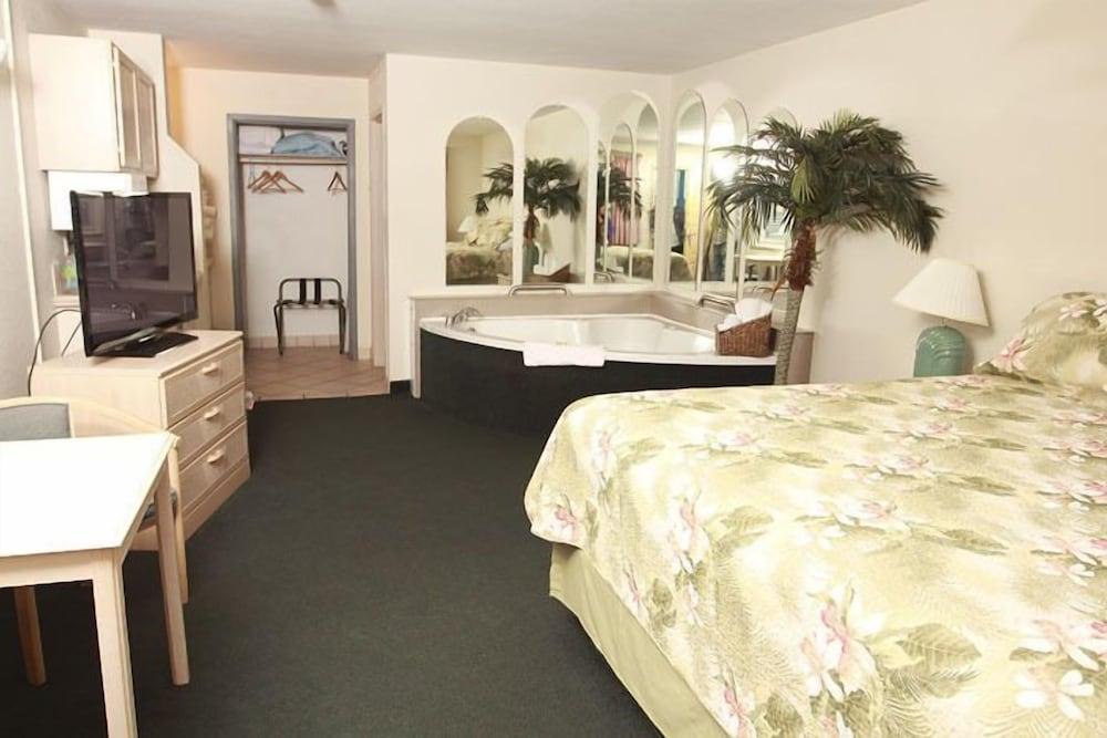 Beachfront Resort photo 15