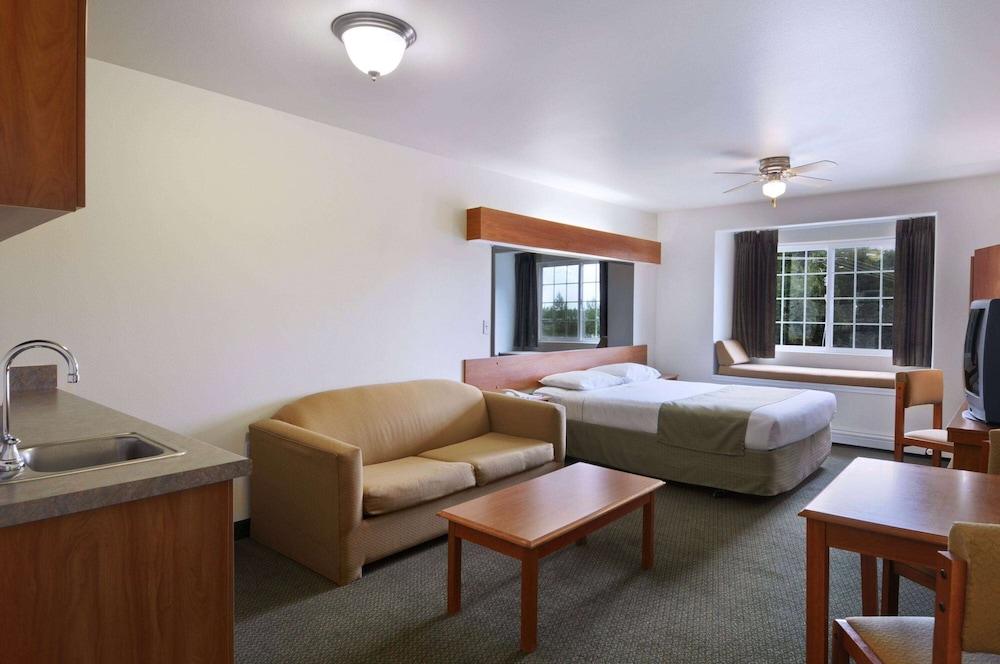 Microtel Inn & Suites by Wyndham Eagle River/Anchorage Area photo 17