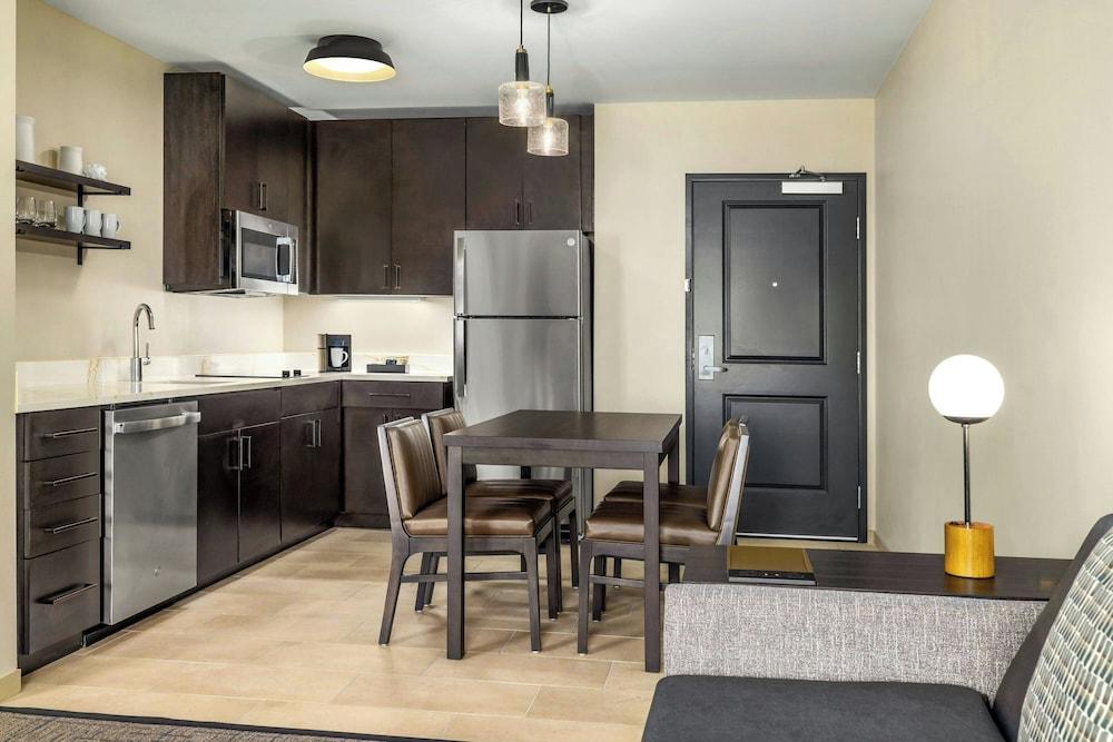 Residence Inn By Marriott Richmond Airport photo 8