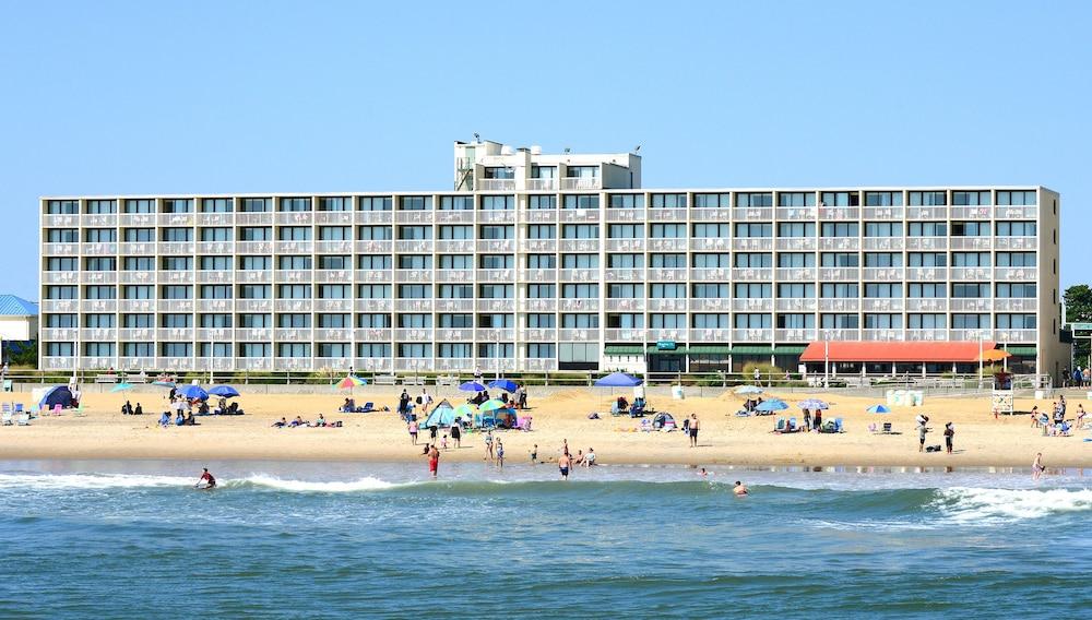 Oceanfront Inn photo 36