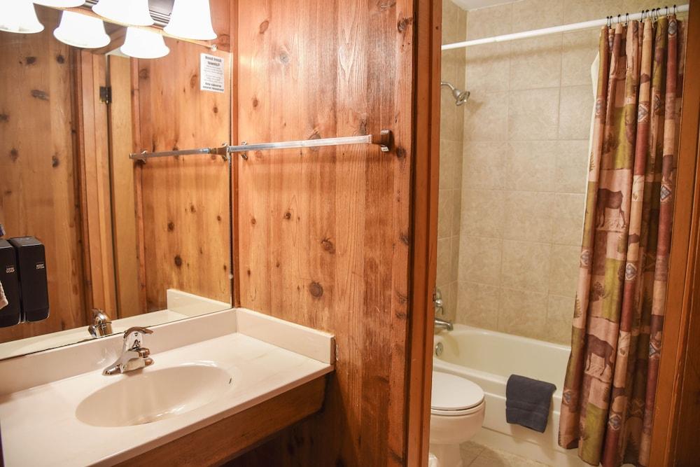 Alpine Lodge photo 99