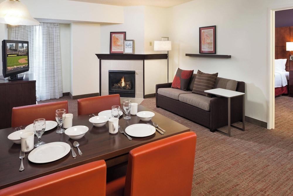 Residence Inn By Marriott Minneapolis Downtown photo 11