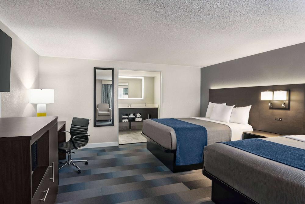 Days Inn by Wyndham Chillicothe photo 26
