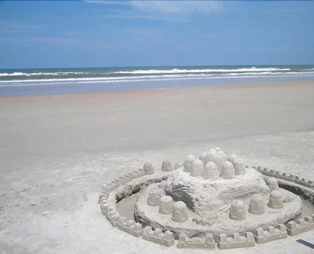 Beachside Hotel photo 25