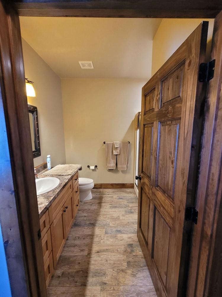 Star Valley Lodge photo 12