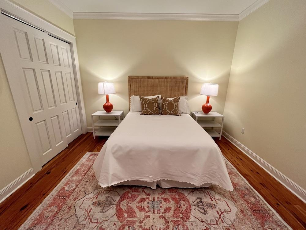Bay Town Inn photo 5