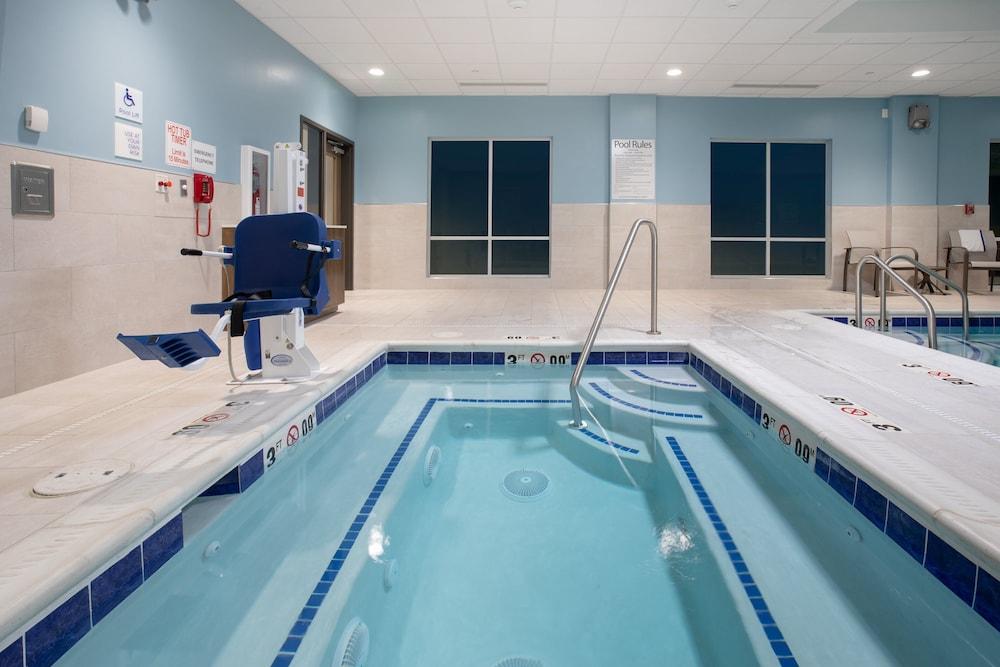 Holiday Inn Express and Suites Burley by IHG photo 37