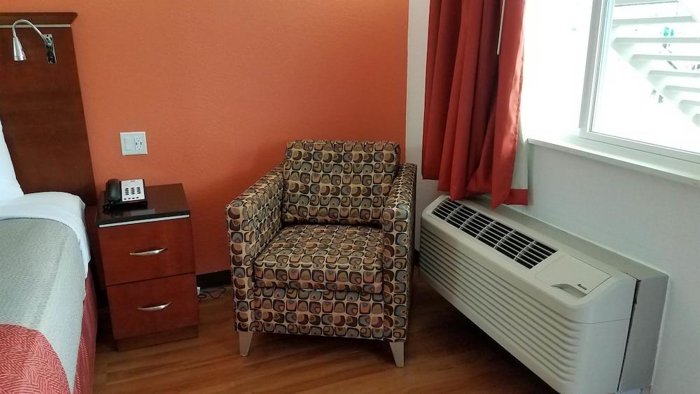 Motel 6 Alma, AR photo 24