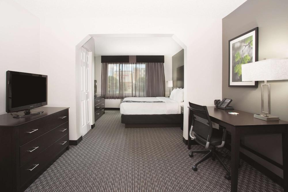 La Quinta by Wyndham Denver Englewood Tech Center photo 18