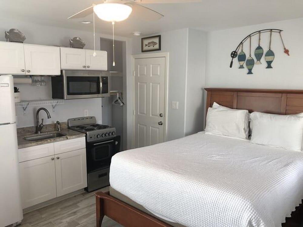 Beachgate CondoSuites and Oceanfront Resort photo 95