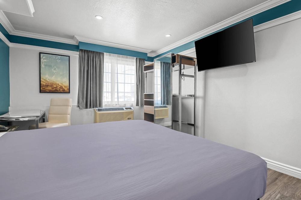 Rodeway Inn Commerce - Los Angeles photo 7