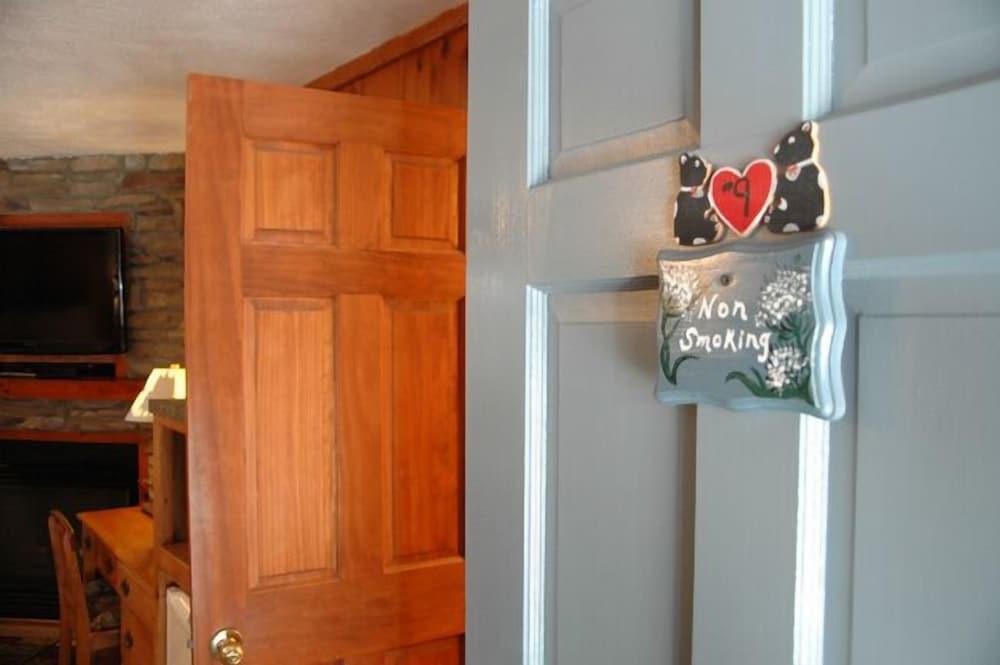 The Homestead Inn photo 17