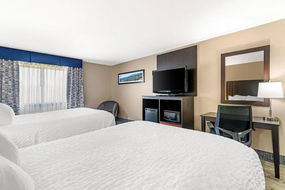 Black Bear Inn, an Ascend Collection Hotel photo 11