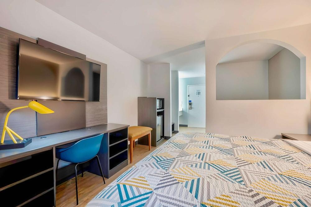 Motel 6 Tulsa, OK - CENTRAL photo 25