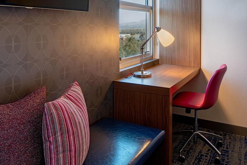 Aloft Santa Clara photo 14