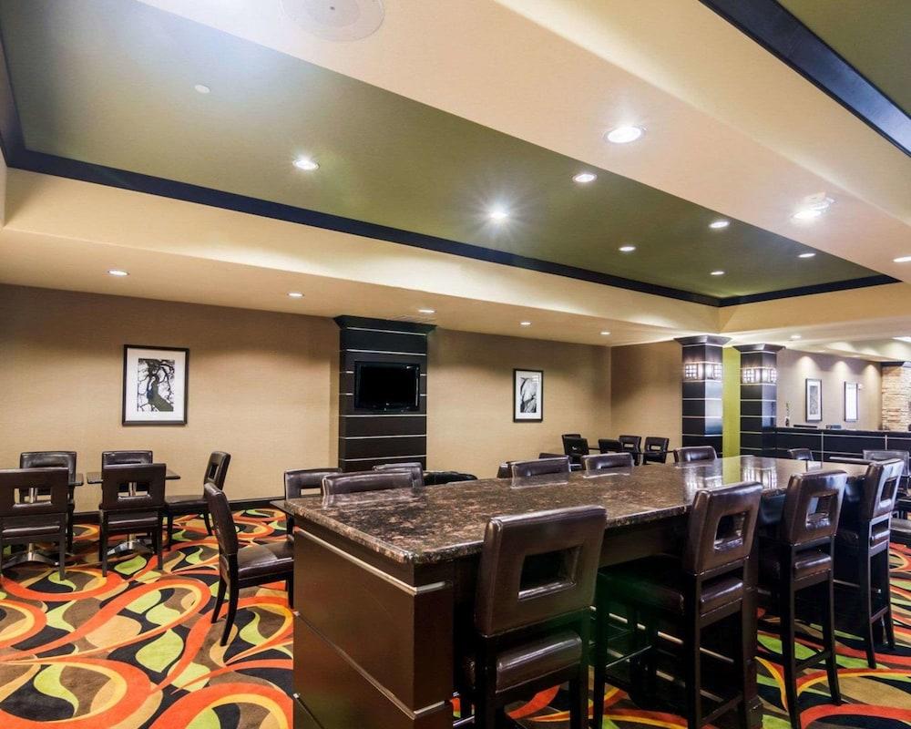 Spark by Hilton Amarillo Western Plaza photo 39