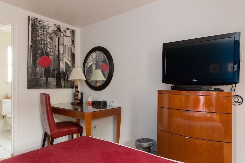 Alpine Inn And Suites photo 20