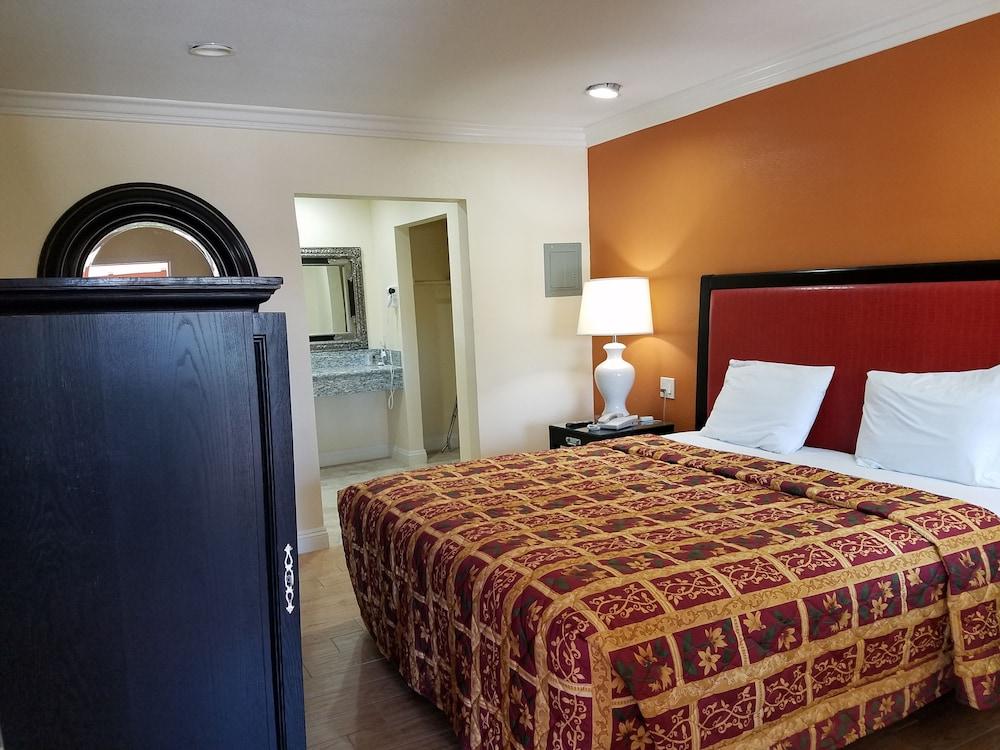 El Rancho Motel photo 12