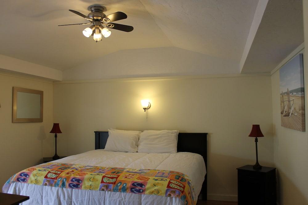 Drakes Island Resort photo 3