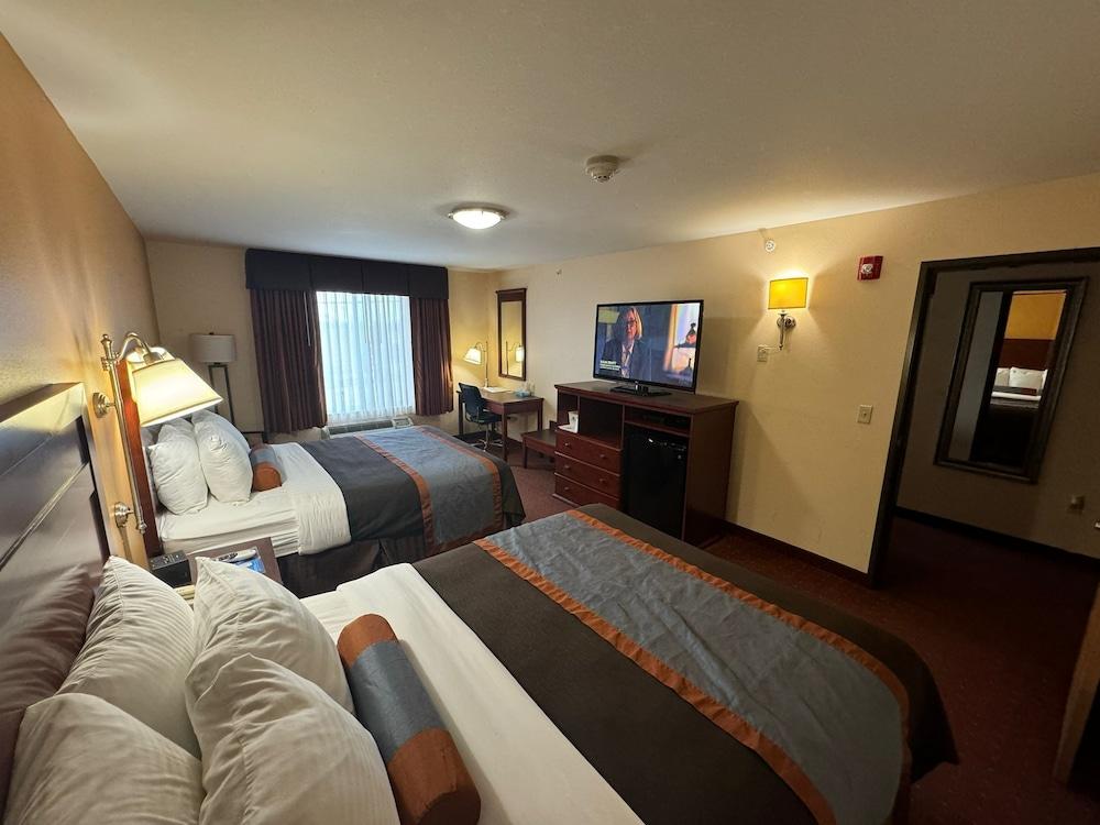 Americas Best Value Inn St. Robert photo 13