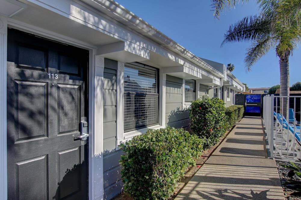 Beach Haven - Near Pacific Beach Park photo 29
